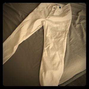 White jean capris Nyguard